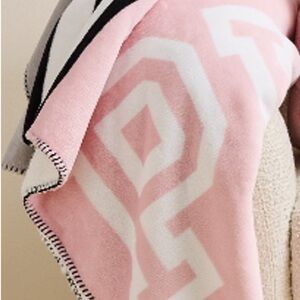 Victoria's Secret PINK Reversible Throw Blanket 50x60 Pink Gray White